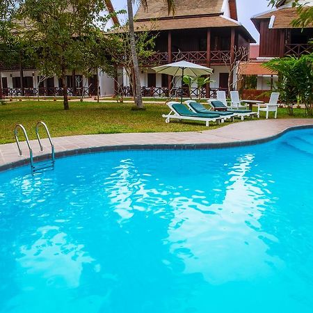 แคปิตัล โฮเต็ล Hotel หลวงพระบาง ภายนอก รูปภาพ