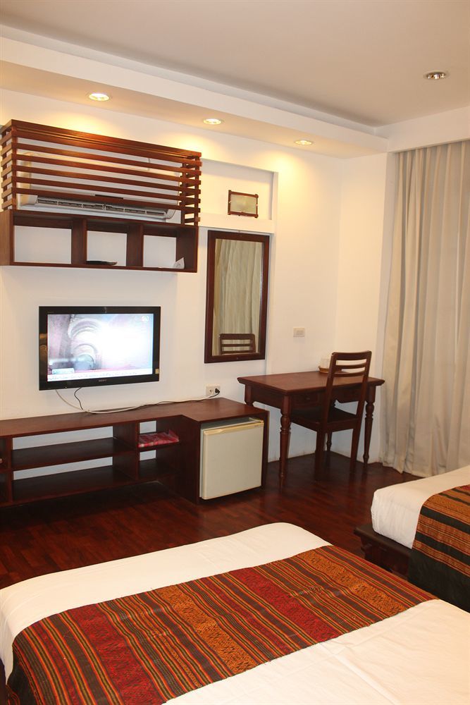 แคปิตัล โฮเต็ล Hotel หลวงพระบาง ภายนอก รูปภาพ